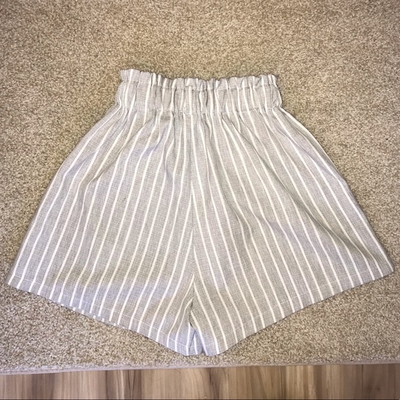 Brandy Melville Pants - Shorts